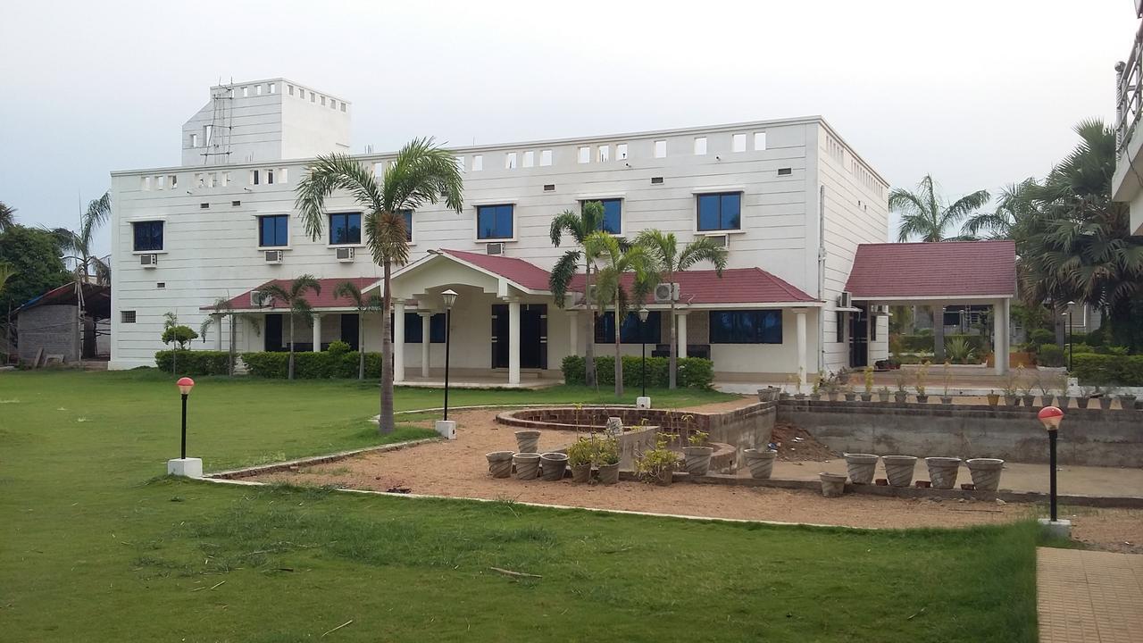 Swayam Resort Balangir Kültér fotó
